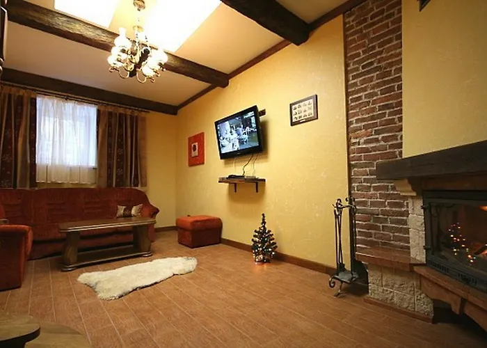 Park And Opera דירה