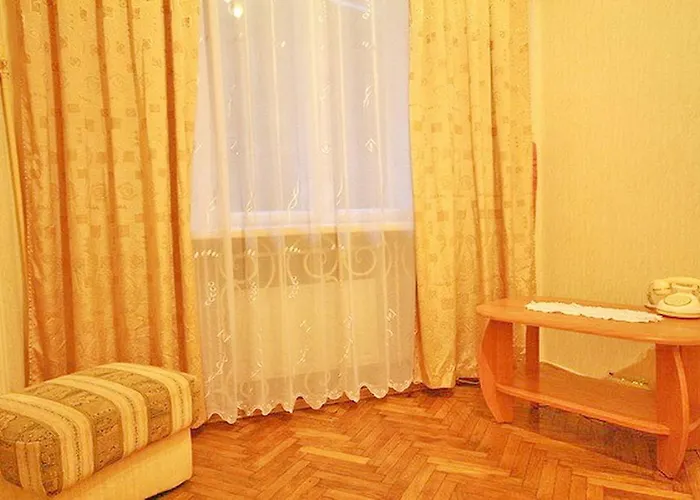 公园和歌剧院公寓 利沃夫